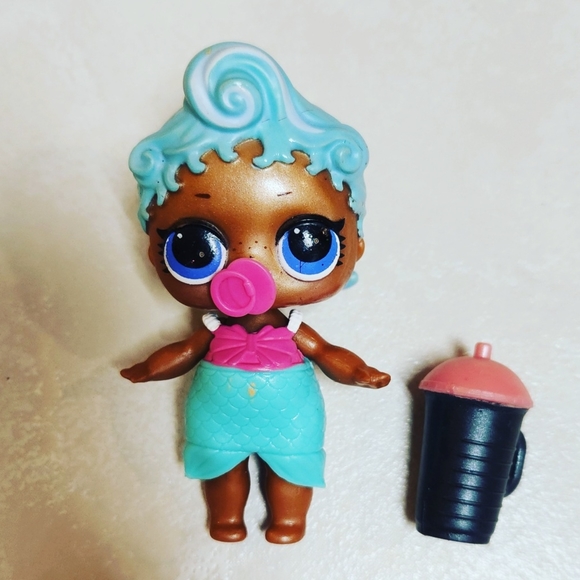 LOL Surprise Dolls Pearl Surprise Precious - Picture 2 of 3